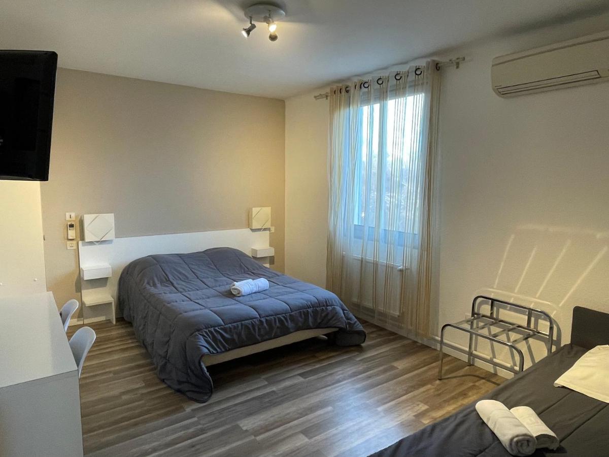 Hotel Les Chenes Sisteron Exterior photo