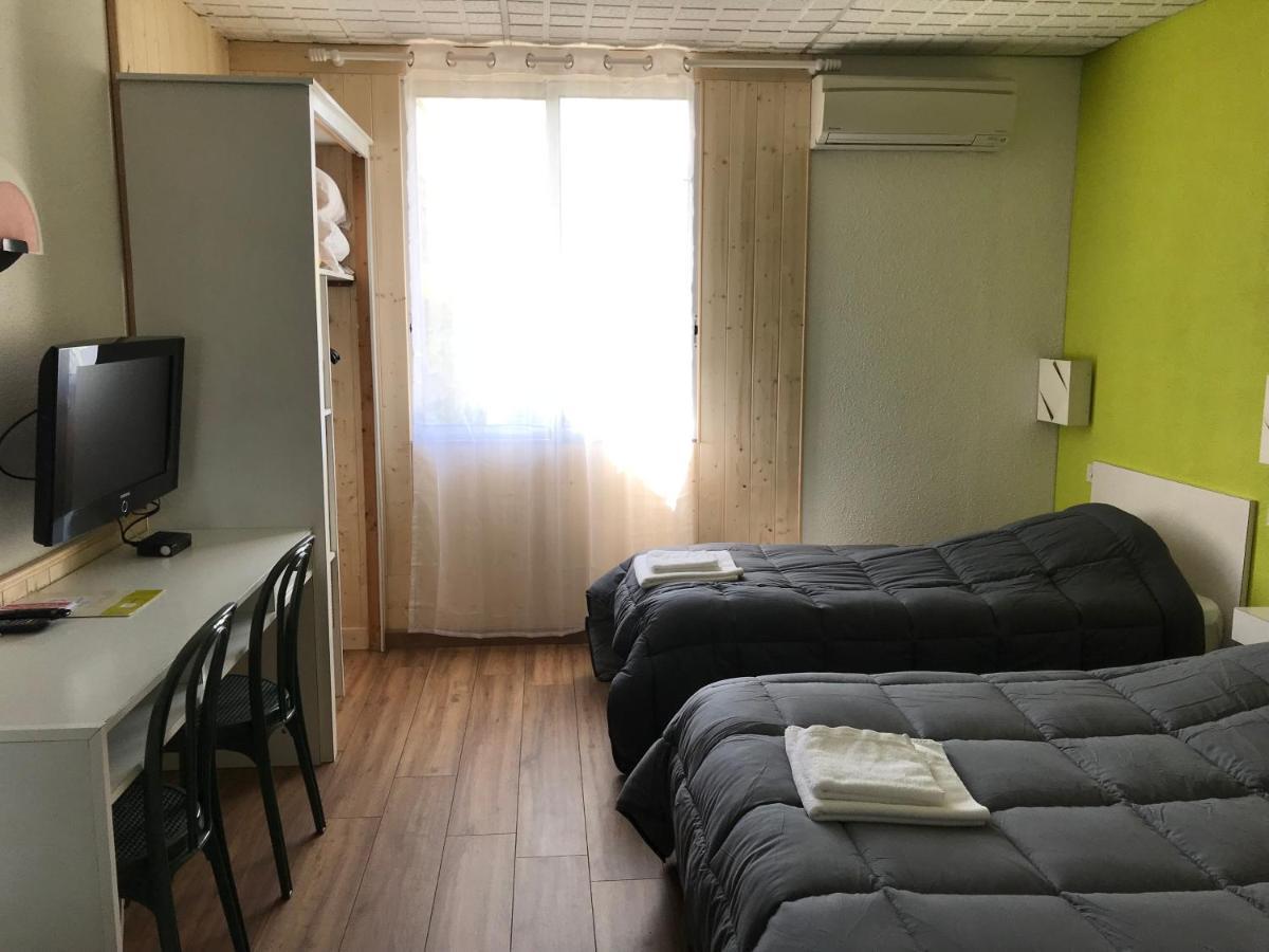 Hotel Les Chenes Sisteron Exterior photo