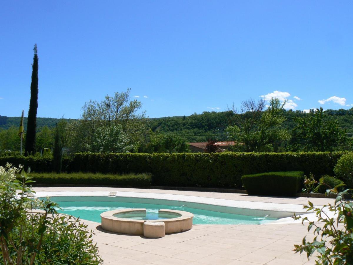 Hotel Les Chenes Sisteron Exterior photo