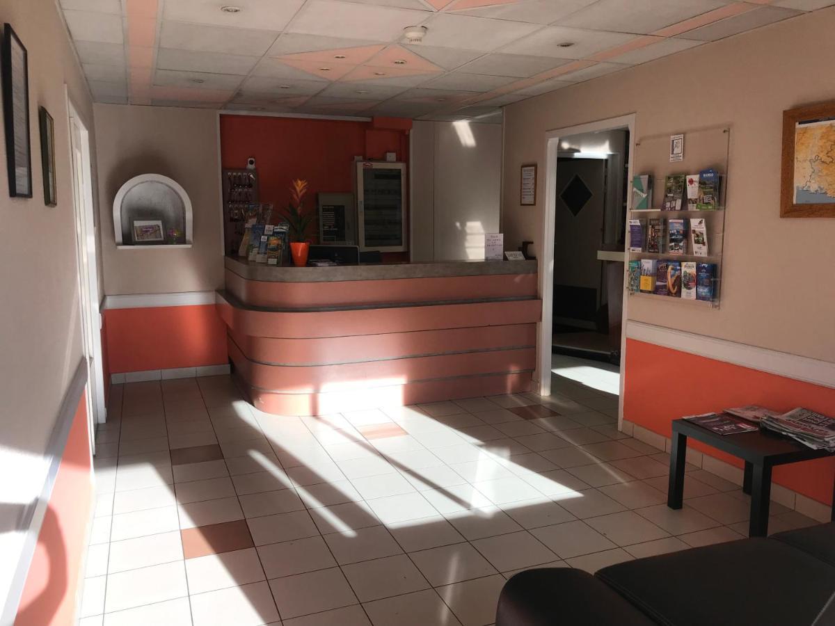 Hotel Les Chenes Sisteron Exterior photo